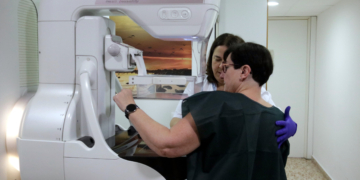 Els experts indiquen que el 40% dels casos de càncer es podrien evitar