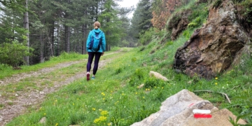 La FEEC celebra els 50 anys de la primera marca de senders de gran recorregut a Tivissa