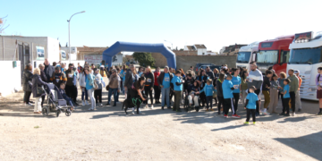 Més d’un centenar de persones es bolquen amb l’autisme amb la II Cursa EbreTEA