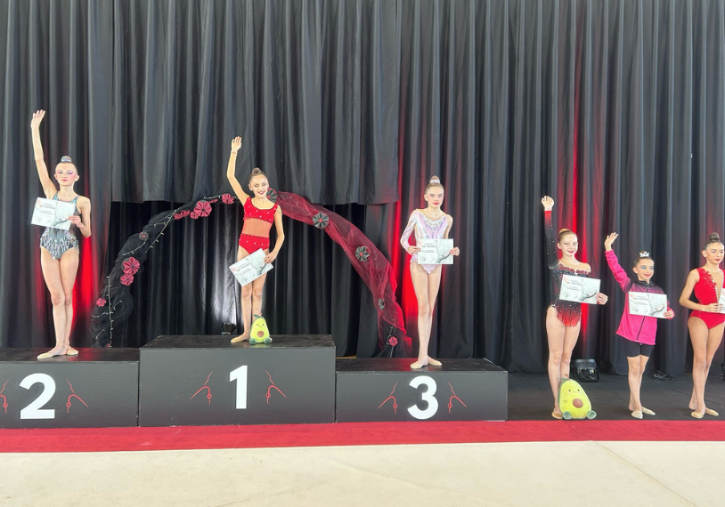 Tortosa acull amb èxit el primer Trofeu Internacional Club Rítmica Tortosa