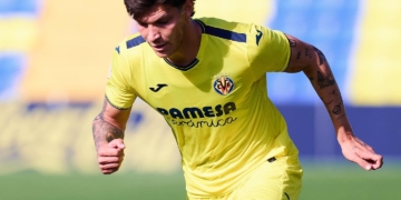 L’ampostí Arnau Solà debuta a Primera Divisió amb el Vila-real, que supera (1-2) el Betis