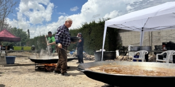 L’Aldea reuneix 600 persones a la Diada de l’Arròs, Col i Fesols