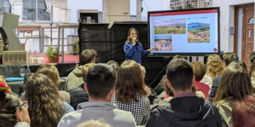 El gust de la memòria omple els carrers de la Sénia durant la 21a fira gastronòmica