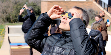 Catalunya comença a preparar-se per a l’eclipsi del 12 d’agost del 2026 amb la previsió que sigui un fenomen de masses