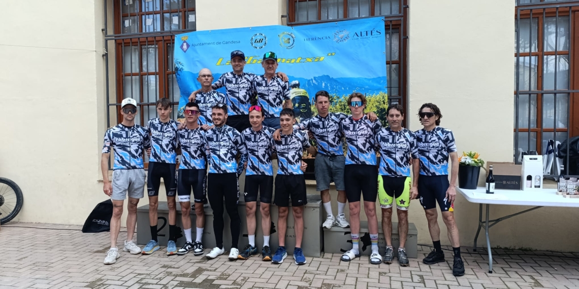 175 participants prenent part en la Garnatxa Bike Race de Gandesa