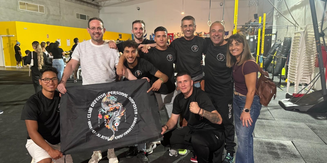 Mohamed Rahmoun del Club Lluita Amposta guanya a la vetllada de boxa olímpica de Benicarló