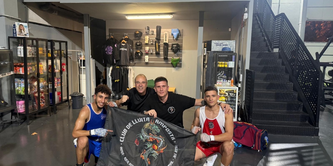 Miguel Mateu i Mohamed Rahmoun del Club Lluita Amposta guanyen a la vetllada de boxa de Reus