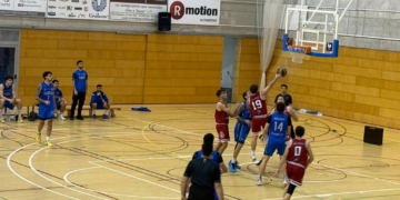 El CB Cantaires-Tortosa perd (74-72) contra el Viladecans