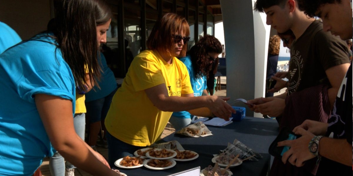 L’Ametlla de Mar reuneix centenars de persones a la Diada de l’Arrossejat