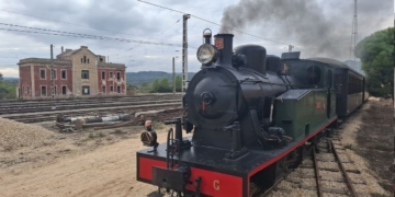 La Festa del Tren de Móra la Nova reuneix prop de 3.000 visitants amb locomotores històriques en circulació