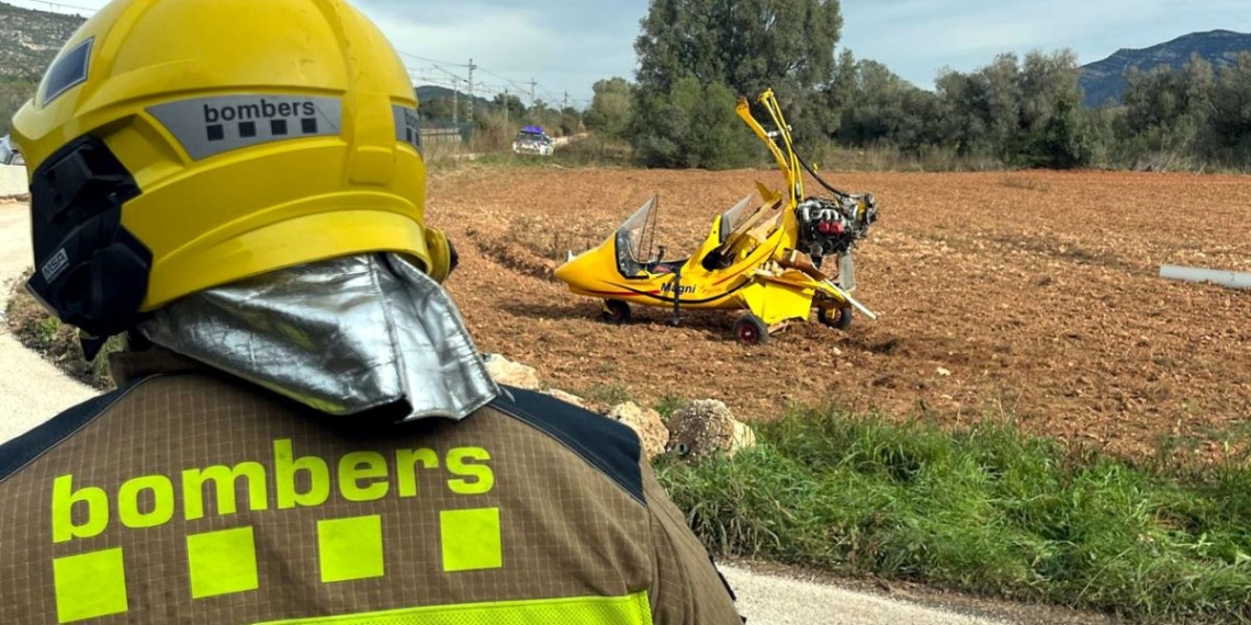 S’accidenta un autogir al camp d’aviació d’Ulldecona i deixa l’ocupant ferit menys greu