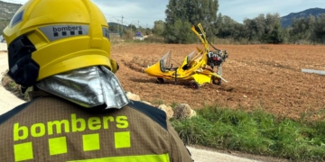 S’accidenta un autogir al camp d’aviació d’Ulldecona i deixa l’ocupant ferit menys greu