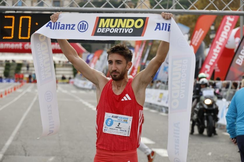 L’atleta bateà Àdam Maijó guanya la mítica Jean Bouin