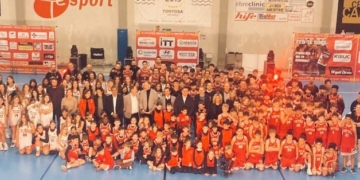 El CB Cantaires-Tortosa compta amb disset equips aquesta temporada