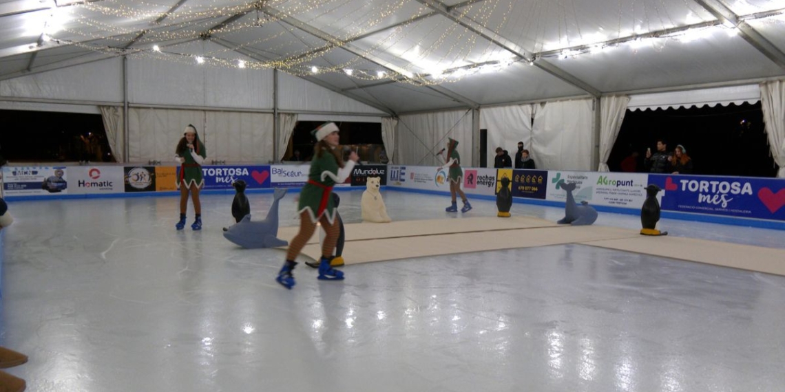 Torna la pista de gel de Tortosa, element clau del comerç a Nadal