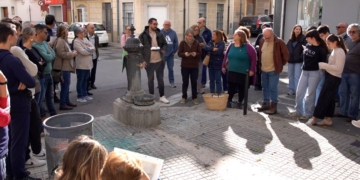 La Sénia revisita el seu passat escolar amb una ruta de les Jornades de Memòria Democràtica