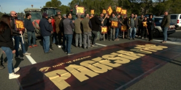 Unió de Pagesos reclama accions urgents amb un nou tall de la carretera C-12 a Xerta