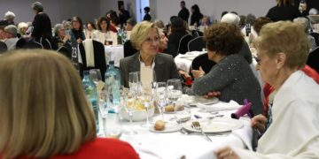 El Govern espanyol revalora les pensions i manté l’escut social per al 2026