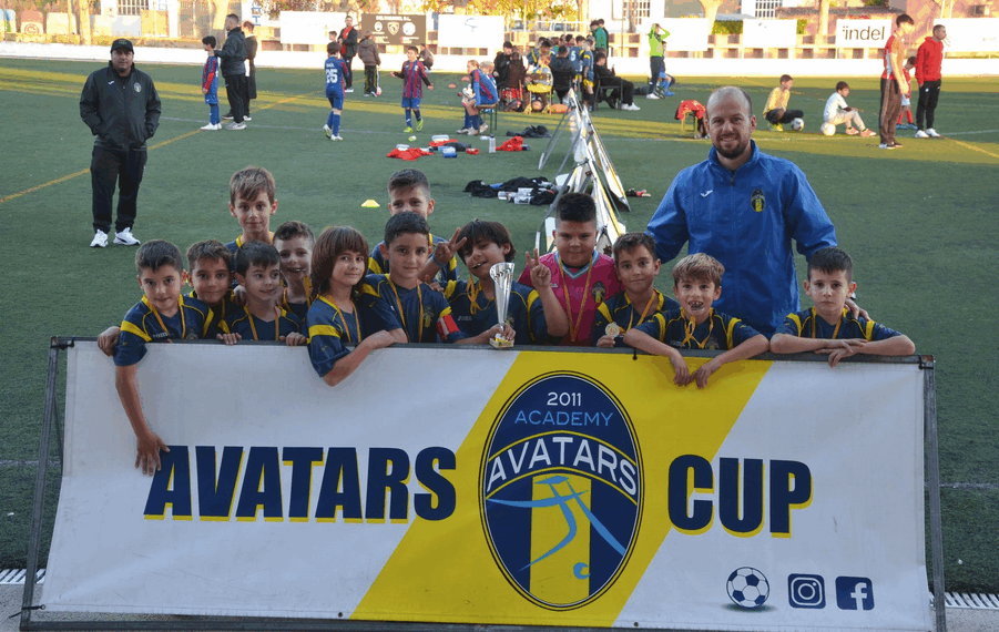 Futbol de qualitat a l’Avatars Cup disputada al Camp Nou de La Cava