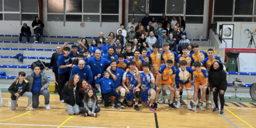 El Volei Roquetes supera (1-3) el Vinaròs i suma la sisena victòria consecutiva