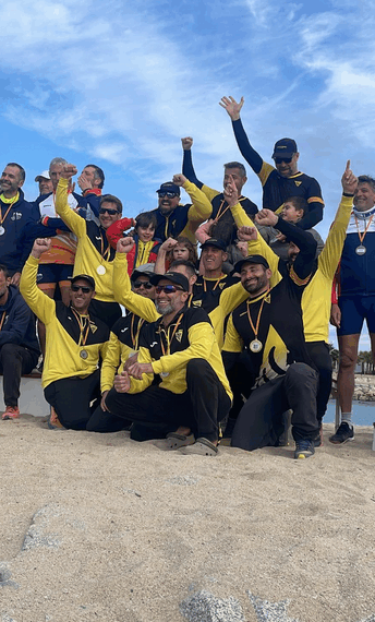 L’equip veterà masculí del Xino-Xano de Deltebre guanya el Campionat de Catalunya de llagut català