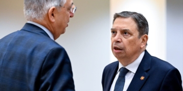 El ministre Planas celebra l’acord a Brussel·les per garantir 143 dies de pesca al Mediterrani per a 2026