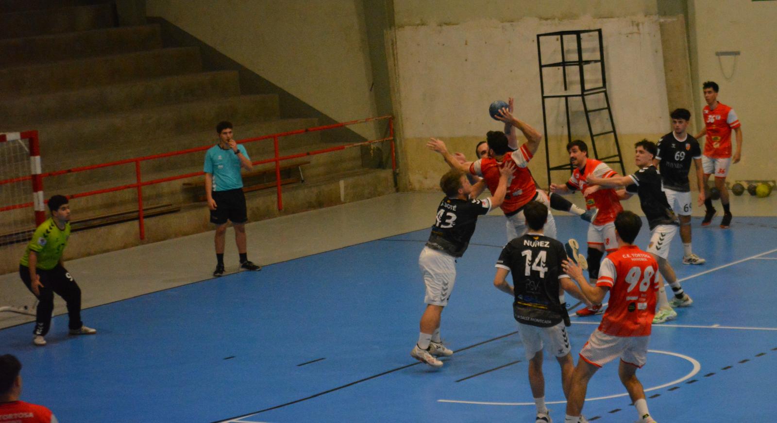 El Torneig 3 Reis d’Handbol organitzat pel CE Tortosa estrena nou format