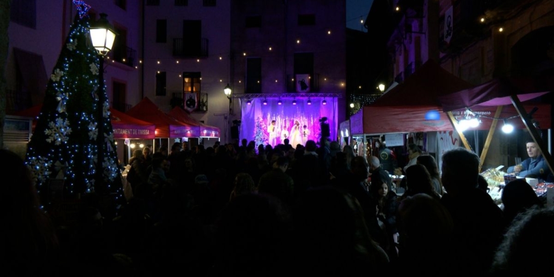 Espectacles, ambient i producte local marquen la tretzena Fira de Nadal de Tivissa