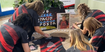 El Club Natació Amposta homenatja la figura de Roxana Covianici en un acte molt emotiu