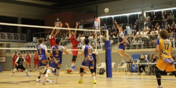 El Volei Roquetes visita el potent Tenerife