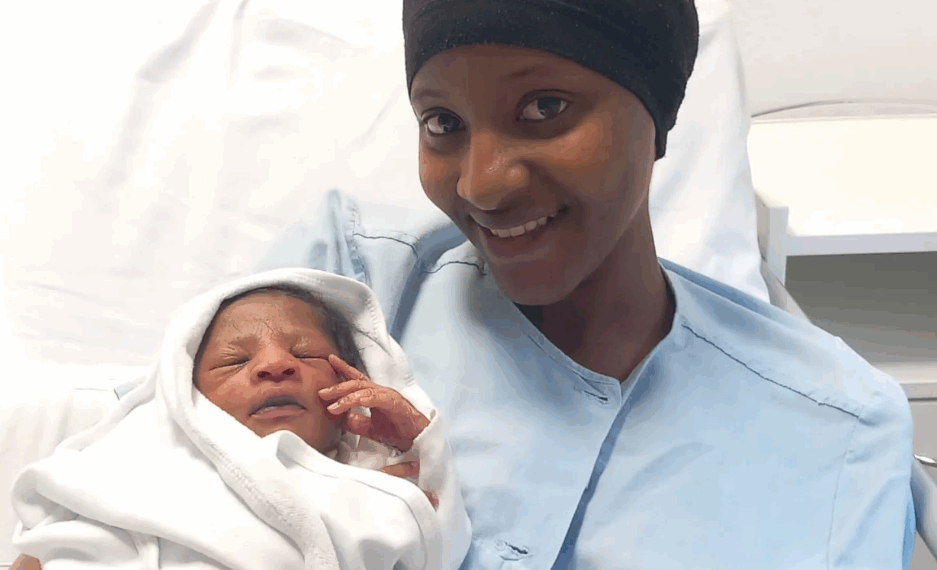 Ishaqa Sawaneh és el primer nadó nascut a les Terres de l’Ebre, a l’hospital de Tortosa Verge de la Cinta