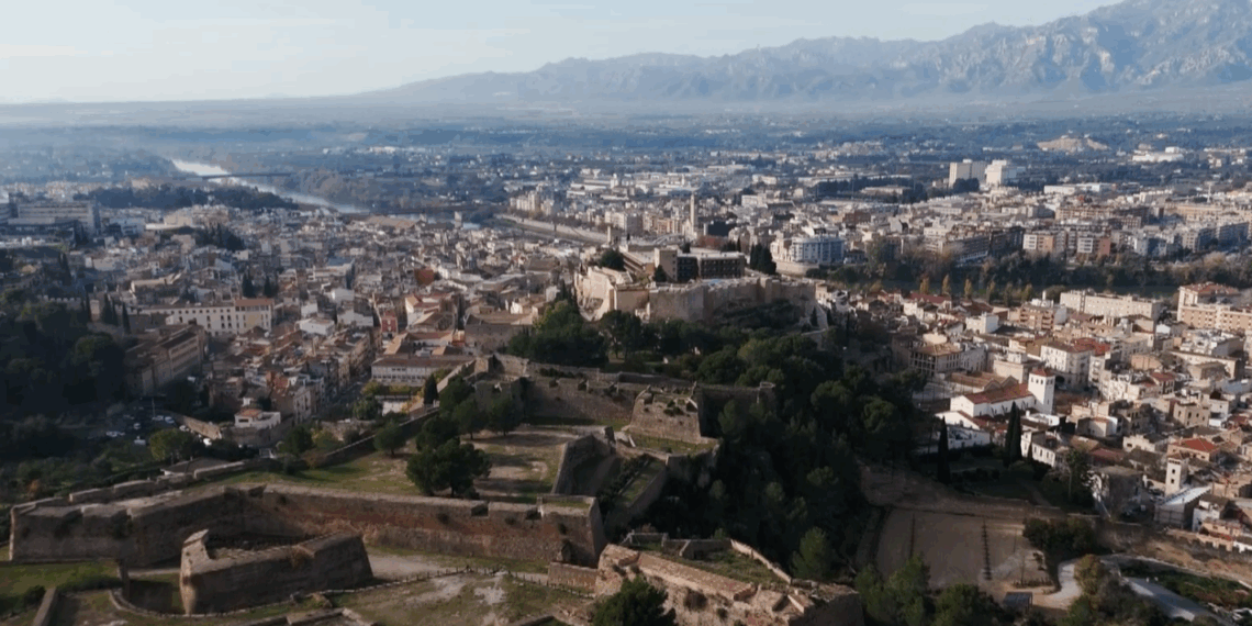 Tortosa signa l’acord per impulsar la candidatura a Patrimoni Mundial de la Unesco a Fitur