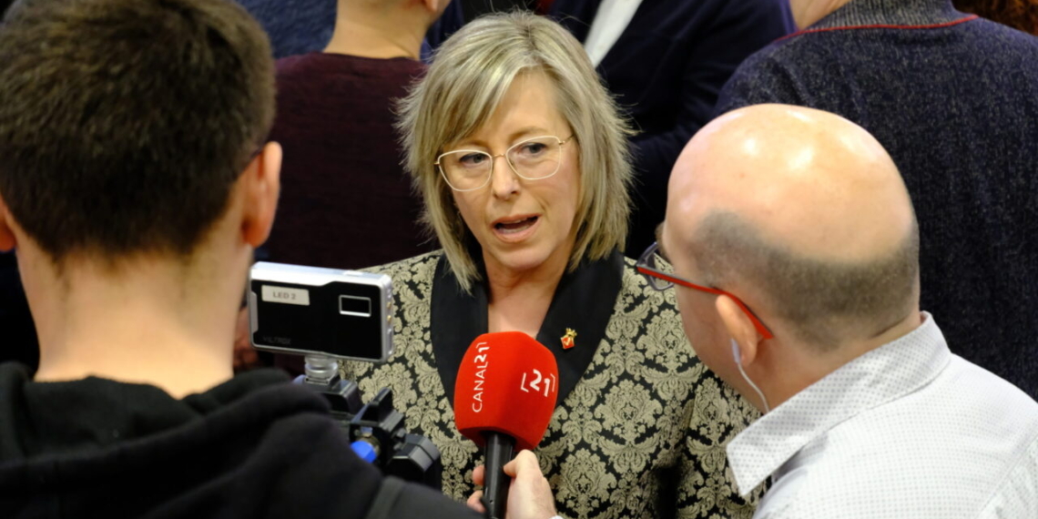 Mar Lleixà fa una crida a la pacificació política després de ser escollida alcaldessa de Tortosa