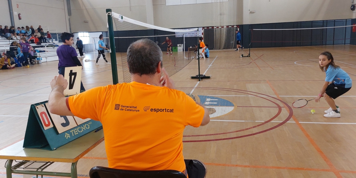 Jornada de bàdminton escolar i popular diumenge 1 de febrer al Perelló