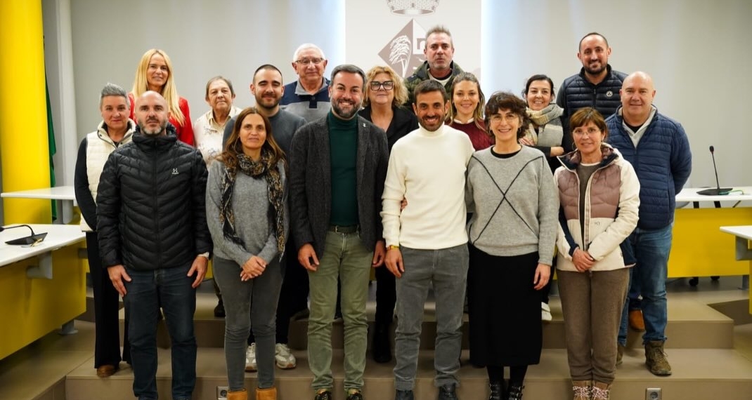 Recepció institucional de l’Ajuntament de Deltebre al pilot deltebrenc Joan Guillén