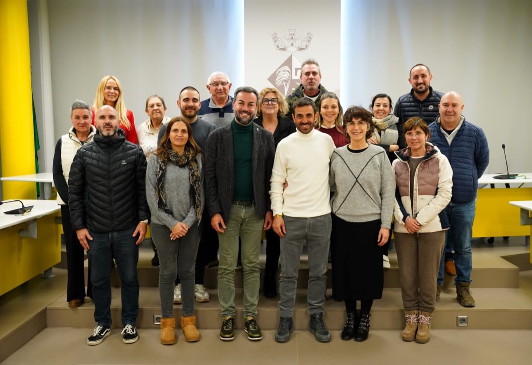 Recepció institucional de l’Ajuntament de Deltebre al pilot deltebrenc Joan Guillén