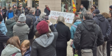 Protesta a Tortosa contra l’operació militar dels EUA per capturar Nicolás Maduro