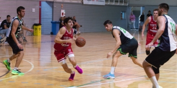 El CB Cantaires-Tortosa vol aconseguir la victòria a Viladecans per mantenir-se a la zona alta