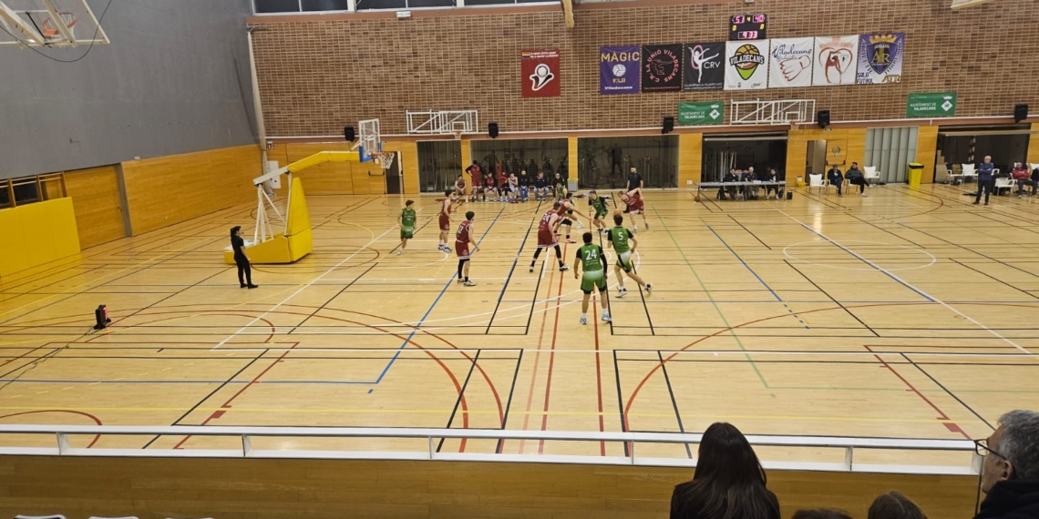 El CB Cantaires-Tortosa, molt mermat per les baixes, perd (72-57) a Viladecans