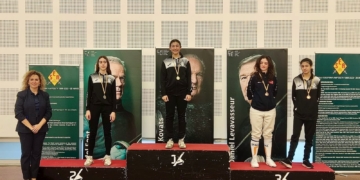 Podis de la Sala Esgrima Amposta a la segona fase de la Lliga Catalana disputada a la capital del Montsià