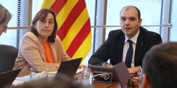 Els maquinistes, el Govern, Renfe i Adif pacten les condicions per restablir progressivament el servei de Rodalies