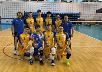 El Volei Roquetes buscarà sorprendre el líder Barça en una tarda i nit intensa