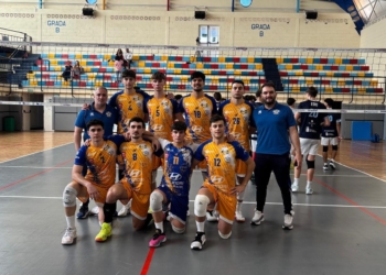 El Volei Roquetes perd (3-2) a la pista del Cisneros La Laguna en un matx competit