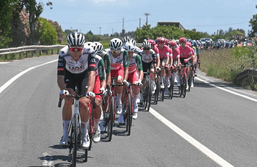 La III Clàssica Terres de l’Ebres consolida la seva identitat amb un recorregut vertebrador entre Alcanar i Paüls