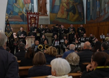 La Puríssima Sang de Tortosa celebra 33 anys de concert amb la mirada posada en el creixement del grup de tambors