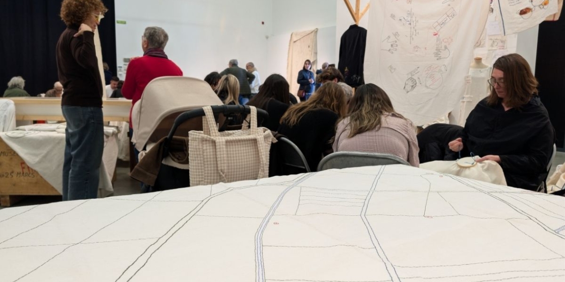 L’art contemporani del brodat es dona a coneixer amb una marató a Lo Pati d’Amposta