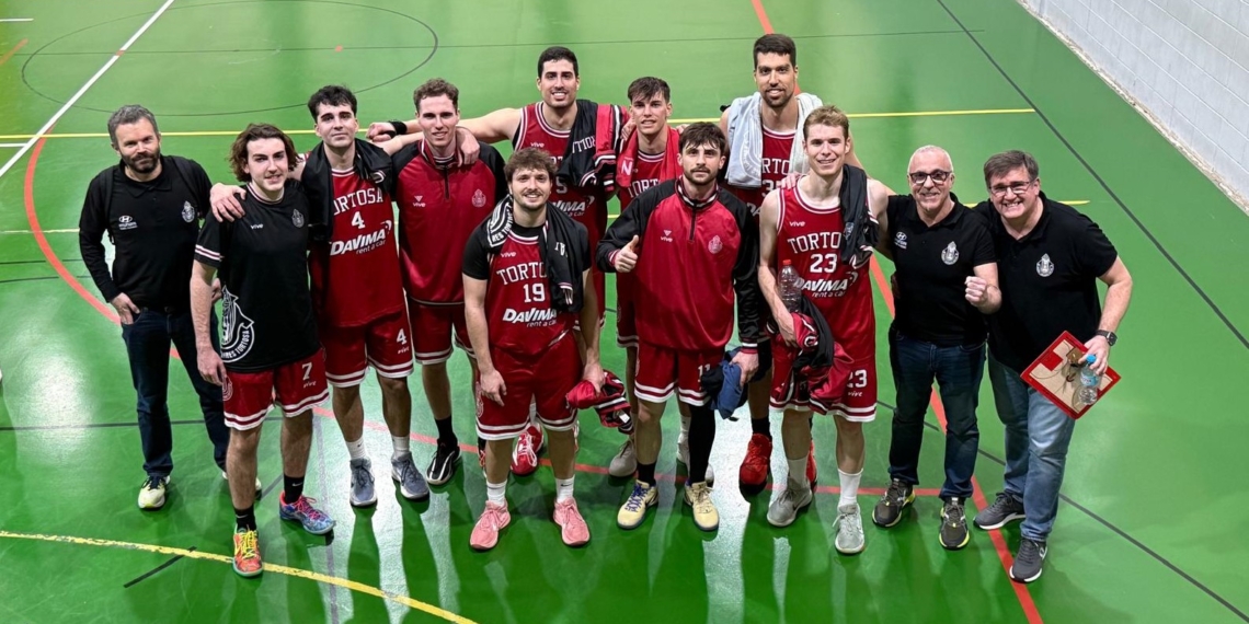 El CB Cantaires-Tortosa supera (64-66) el Reus Ploms