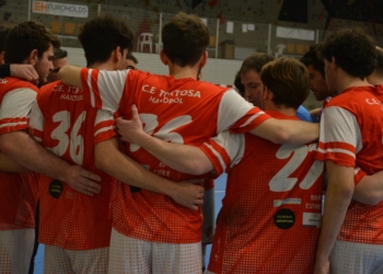 El CE Tortosa supera (31-33) La Salle Montcada a la Segona Catalana