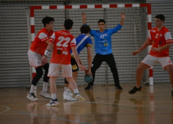 Derrota (24-27) del CE Tortosa contra el Gavà B a la Segona Catalana