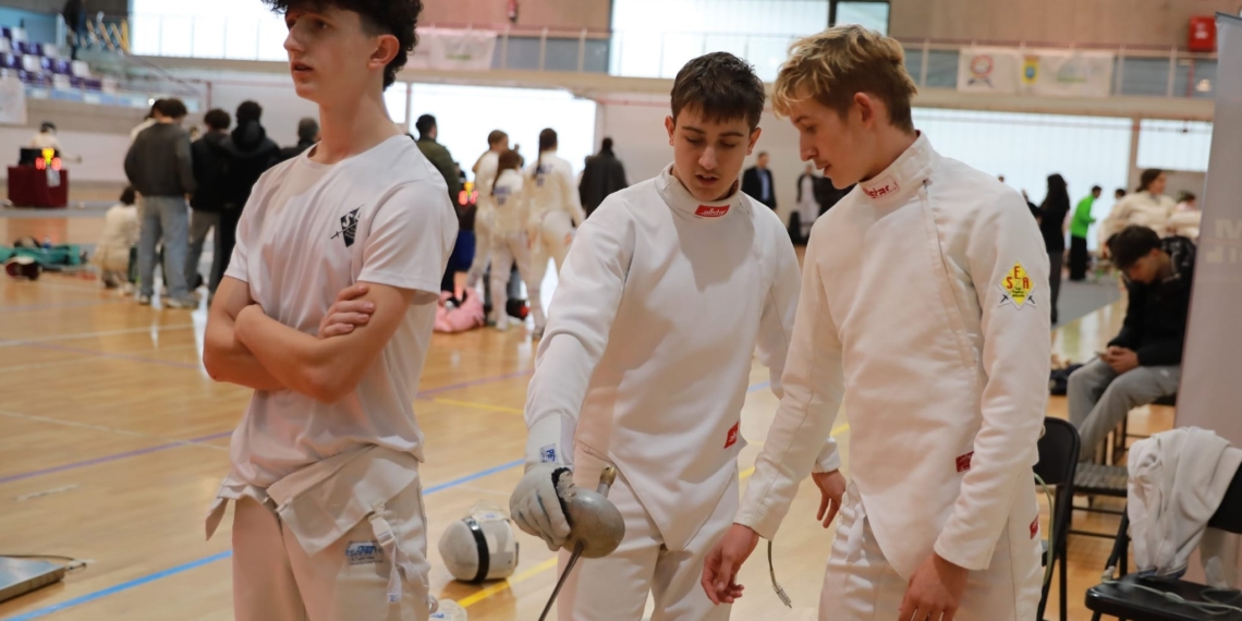 Intens cap de setmana per a la Sala Esgrima Amposta